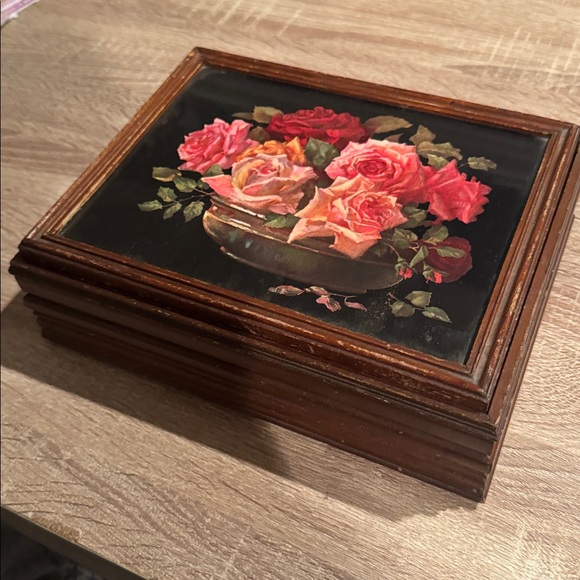 Vintage 1950's Jewelry Vanity Box - Picture 2 of 4